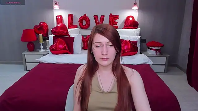 Snapshot of Polly_Sweet chatting on February 10, 6:45 pm Polly Sweet online show from February 10, 6:45 pm