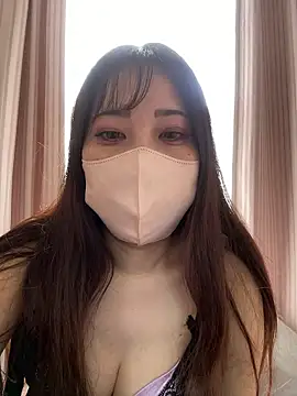 Snapshot of Runa_channel chatting on February 26, 4:33 am Runa channel online show from February 26, 4:33 am