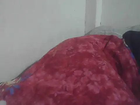 lovelypinay31xx online show from April 16, 9:39 pm