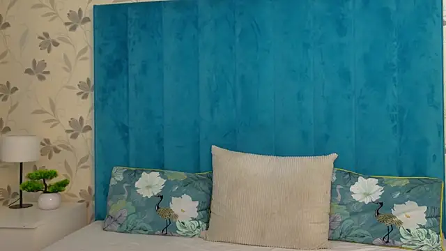 AnyaHappiness online show from March 26, 6:19 am