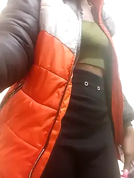 Snapshot of PatriciaVen chatting on February 19, 4:08 am PatriciaVen online show from February 19, 4:08 am