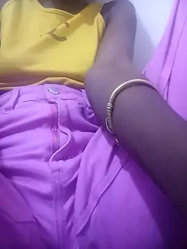 Snapshot of PatriciaVen chatting on February 23, 7:44 pm PatriciaVen online show from February 23, 7:44 pm