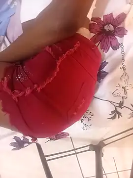 PatriciaVen online show from April 10, 5:12 am