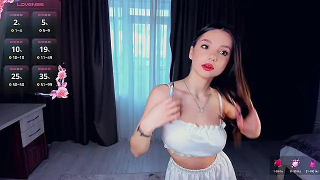 ZanaBreland online show from April 7, 5:08 am