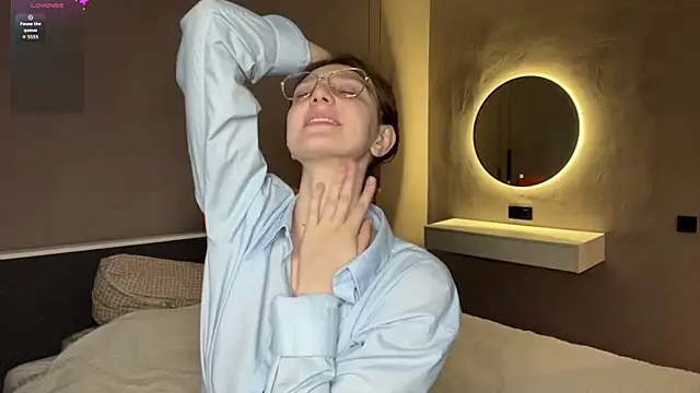 ChrisAmott online show from April 11, 4:11 pm