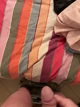 Snapshot of couple1508 chatting on February 17, 2:46 pm couple1508 online show from February 17, 2:46 pm