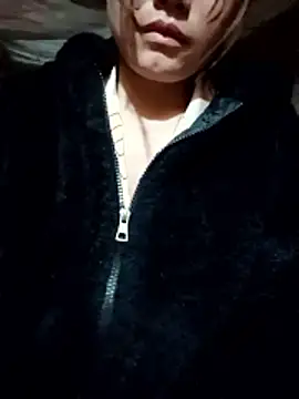 Snapshot of natra0033 chatting on January 17, 12:15 am natra0033 online show from January 17, 12:15 am