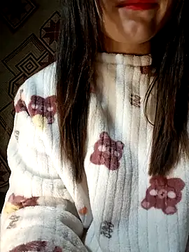 Snapshot of natra0033 chatting on February 18, 2:46 pm natra0033 online show from February 18, 2:46 pm