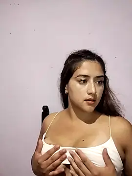 Nicole3444 online show from January 15, 6:33 pm