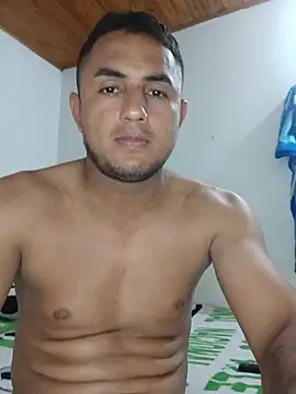 Snapshot of knox_zeque chatting on May 23, 10:58 pm knox zeque online show from May 23, 10:58 pm