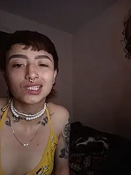 AlexxaAndRileyy online show from February 25, 11:36 pm