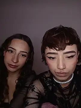 AlexxaAndRileyy online show from March 4, 10:27 pm