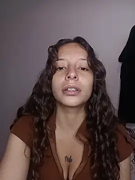 AlexxaAndRileyy online show from March 7, 2:47 pm