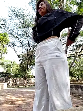 ThamaraGen  online show from February 26, 1:54 pm