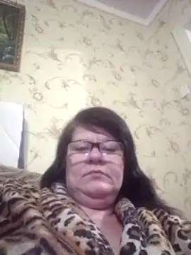 NysiOlsen online show from February 3, 5:29 pm