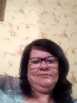 NysiOlsen online show from May 19, 5:52 pm