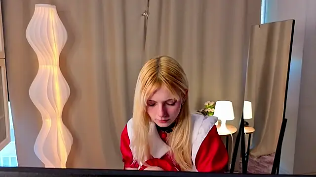 JuanaSumma online show from February 10, 6:17 am