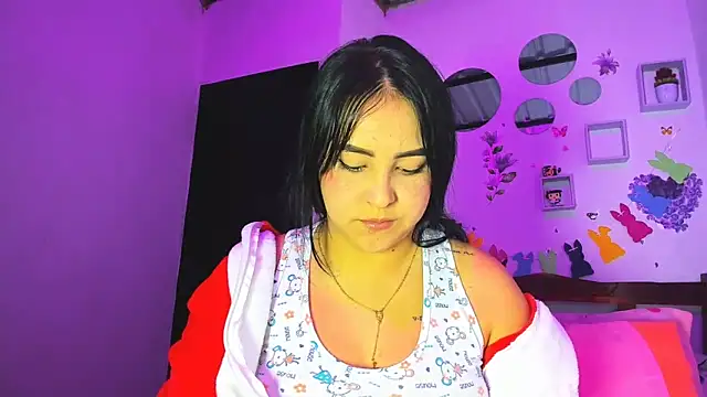 Penelopeflame18 online show from April 17, 3:31 am