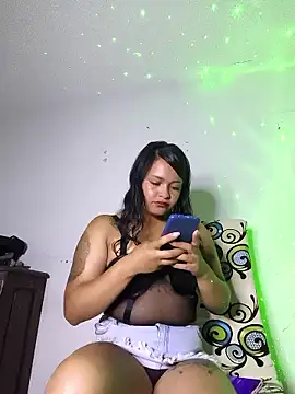 ebonysummer  online show from January 19, 2:04 am