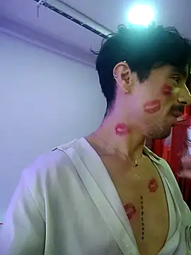 Snapshot of Ethan_Briggs_ chatting on February 9, 5:06 pm Ethan Briggs online show from February 9, 5:06 pm