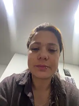 Pretty  Milf online show from March 13, 9:16 am