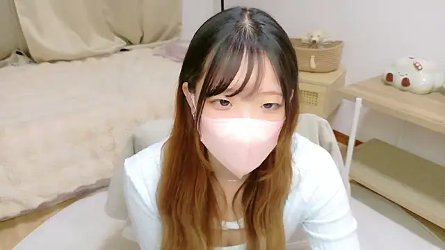 Snapshot of NOA_cha chatting on April 10, 5:06 pm NOA cha online show from April 10, 5:06 pm