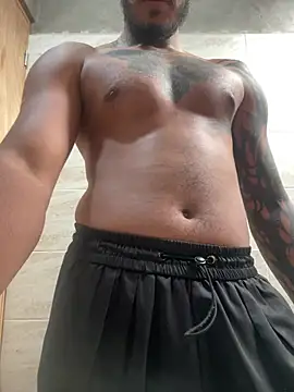 liyamjunior online show from February 2, 8:07 pm