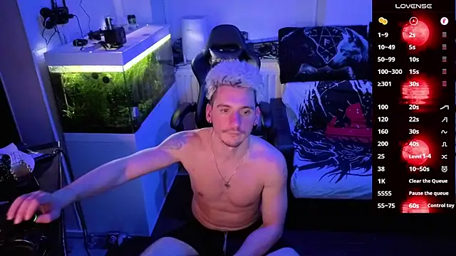 Rayzel White online show from February 26, 9:25 pm