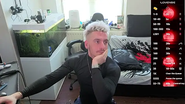 Rayzel White online show from March 4, 12:11 pm