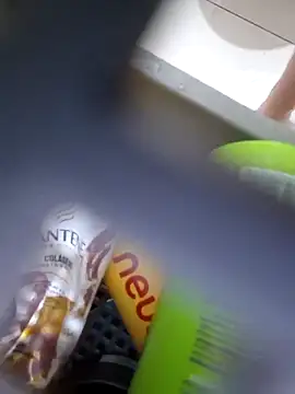 Neveencantada00 online show from March 7, 11:24 pm