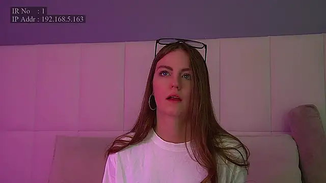 Snapshot of SofiaSarvain chatting on February 6, 6:11 pm SofiaSarvain online show from February 6, 6:11 pm