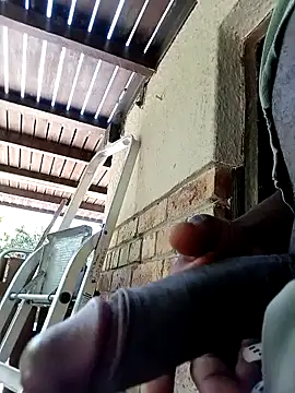 Snapshot of dicklife3485 chatting on February 16, 8:21 am dicklife3485 online show from February 16, 8:21 am