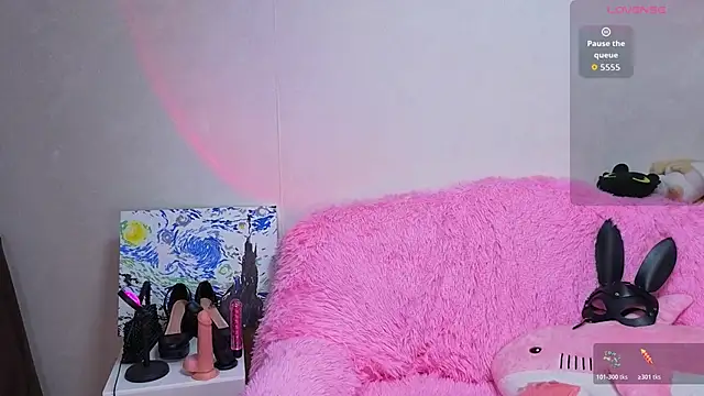 Catherine Karis online show from March 23, 2:21 pm