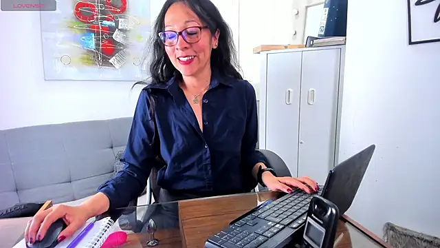 loretta fraser online show from May 28, 1:08 pm