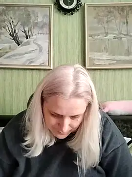 NyushaLollipop online show from February 26, 8:24 am