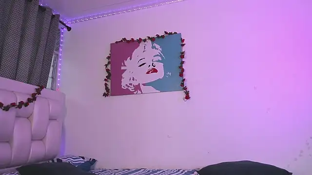 dirty sexx  online show from April 14, 7:09 pm