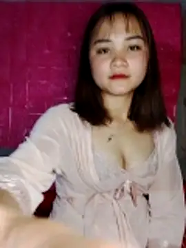 Snapshot of Lisakeem chatting on February 7, 1:42 am Lisakeem online show from February 7, 1:42 am