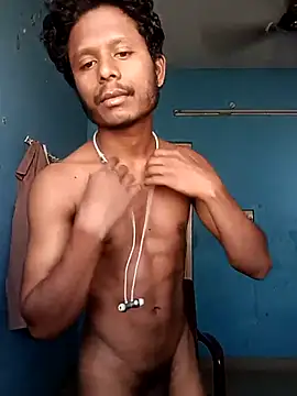 Snapshot of stylee_satheesh chatting on March 24, 4:28 am stylee satheesh online show from March 24, 4:28 am