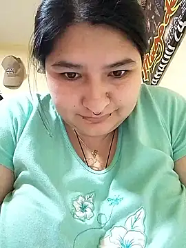 Snapshot of LauraHorny69 chatting on April 22, 3:31 am LauraHorny69 online show from April 22, 3:31 am