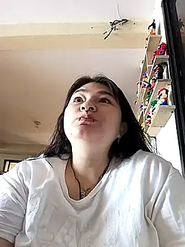 Snapshot of LauraHorny69 chatting on June 5, 2:34 pm LauraHorny69 online show from June 5, 2:34 pm