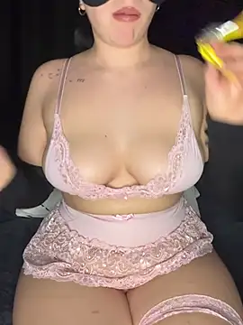 EvaLina111 online show from March 5, 9:00 pm