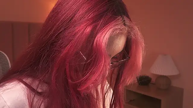 Dakota velvet  online show from March 22, 11:57 am