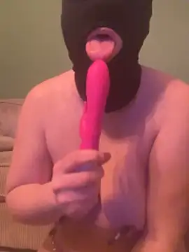 cochonnesoumise59 online show from February 12, 8:59 pm