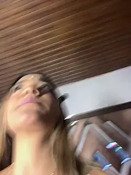 Snapshot of AngelPinkk_ chatting on April 11, 11:31 pm AngelPinkk online show from April 11, 11:31 pm