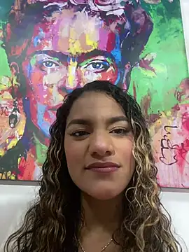 Snapshot of AngelPinkk_ chatting on July 11, 12:13 am AngelPinkk online show from July 11, 12:13 am