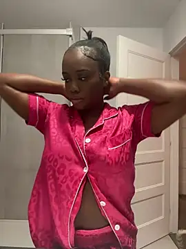 icelyne 2001 online show from April 9, 12:10 am