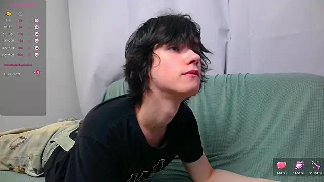 LeonBoykisser online show from March 7, 12:57 pm