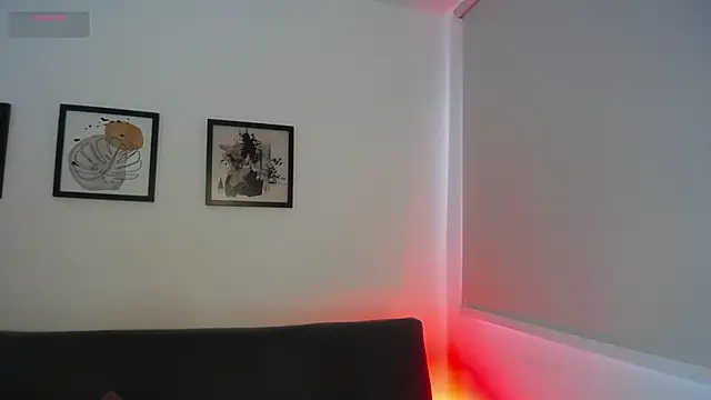 Snapshot of Selina_Sykes chatting on February 22, 9:02 pm Selina Sykes online show from February 22, 9:02 pm