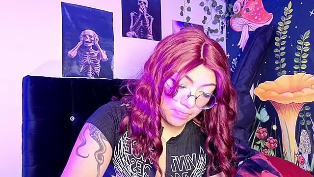 Snapshot of victoriia_thompson chatting on January 17, 7:39 pm victoriia thompson online show from January 17, 7:39 pm