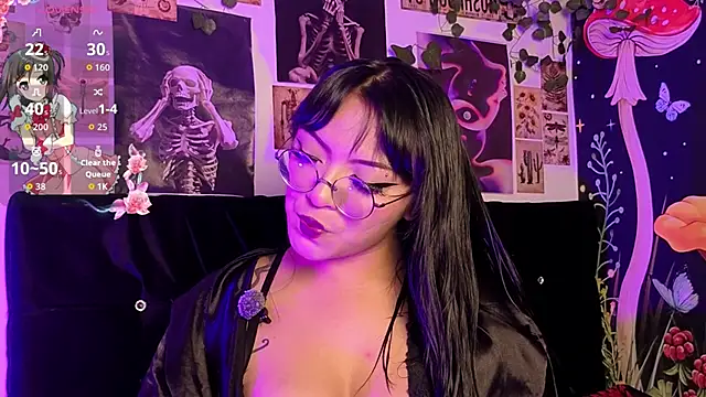 Snapshot of victoriia_thompson chatting on February 19, 8:16 pm victoriia thompson online show from February 19, 8:16 pm